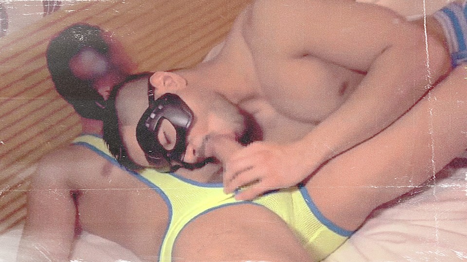 他用他那根又粗又长又弯曲的阴茎狠狠地操了他